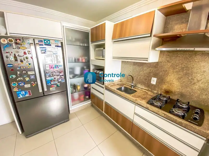 Foto 1 de Apartamento com 3 Quartos à venda, 122m² em Estreito, Florianópolis