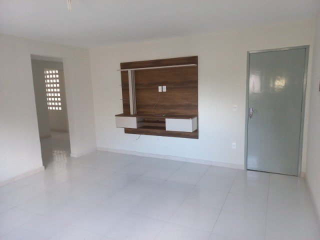 Foto 1 de Apartamento com 3 Quartos para alugar, 107m² em Expedicionários, João Pessoa