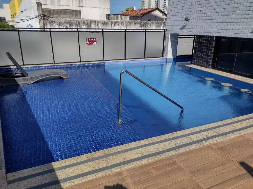 Foto 1 de Apartamento com 3 Quartos para alugar, 112m² em Farol, Maceió