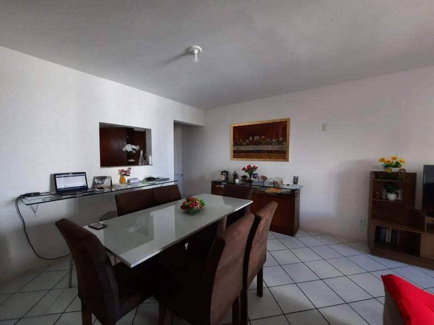 Foto 2 de Apartamento com 3 Quartos à venda, 98m² em Farolândia, Aracaju