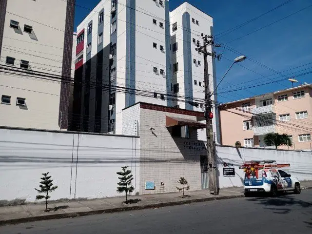 Foto 1 de Apartamento com 3 Quartos para alugar, 157m² em Fátima, Fortaleza