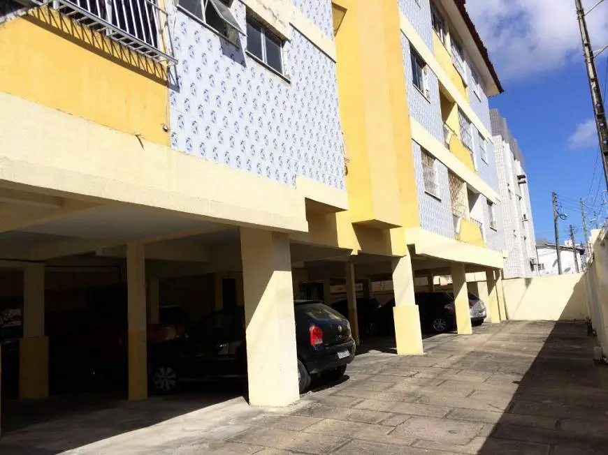 Foto 3 de Apartamento com 3 Quartos à venda, 86m² em Fátima, Fortaleza
