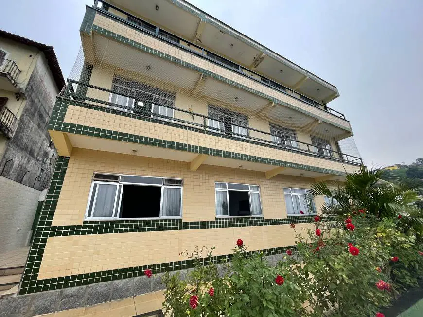 Foto 1 de Apartamento com 3 Quartos à venda, 92m² em Fazendinha, Teresópolis