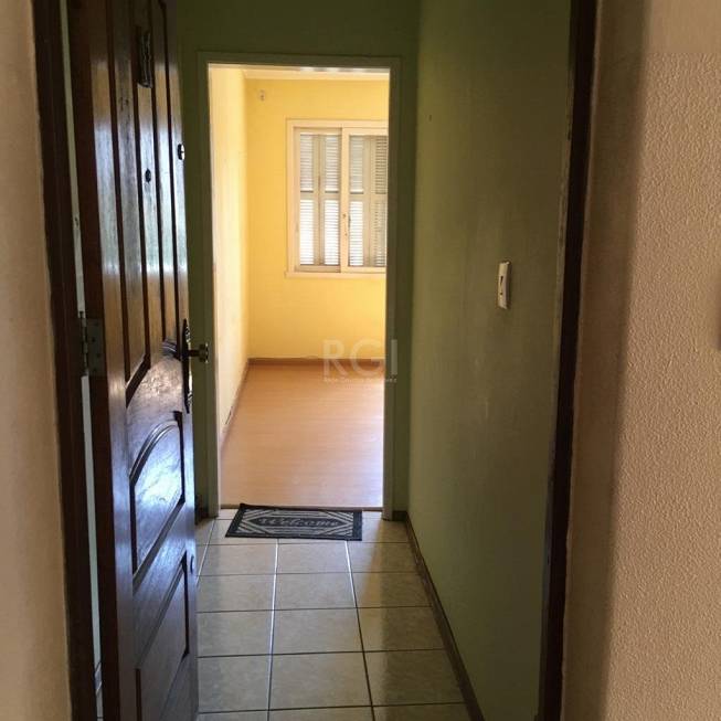Foto 3 de Apartamento com 3 Quartos à venda, 76m² em Floresta, Porto Alegre