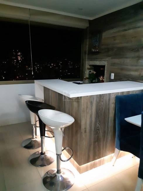 Foto 3 de Apartamento com 3 Quartos à venda, 107m² em Floresta, Porto Alegre
