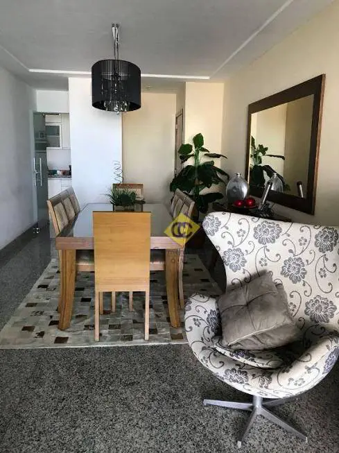 Foto 3 de Apartamento com 3 Quartos para venda ou aluguel, 130m² em Glória, Macaé