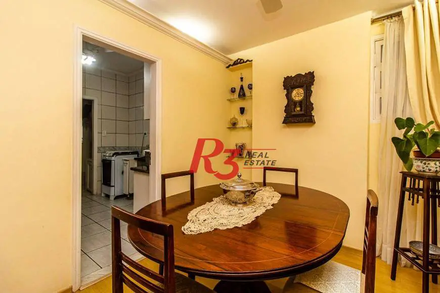Foto 3 de Apartamento com 3 Quartos à venda, 133m² em Gonzaga, Santos