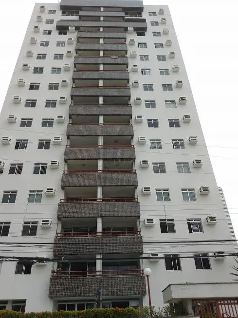Foto 1 de Apartamento com 3 Quartos para alugar, 125m² em Graças, Recife