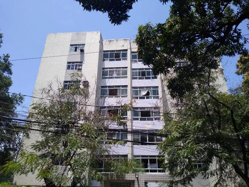 Foto 2 de Apartamento com 3 Quartos para alugar, 150m² em Graças, Recife