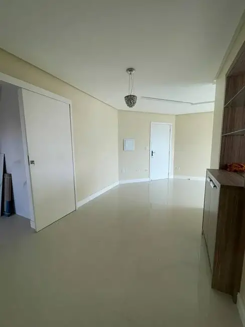 Foto 4 de Apartamento com 3 Quartos à venda, 76m² em Grageru, Aracaju
