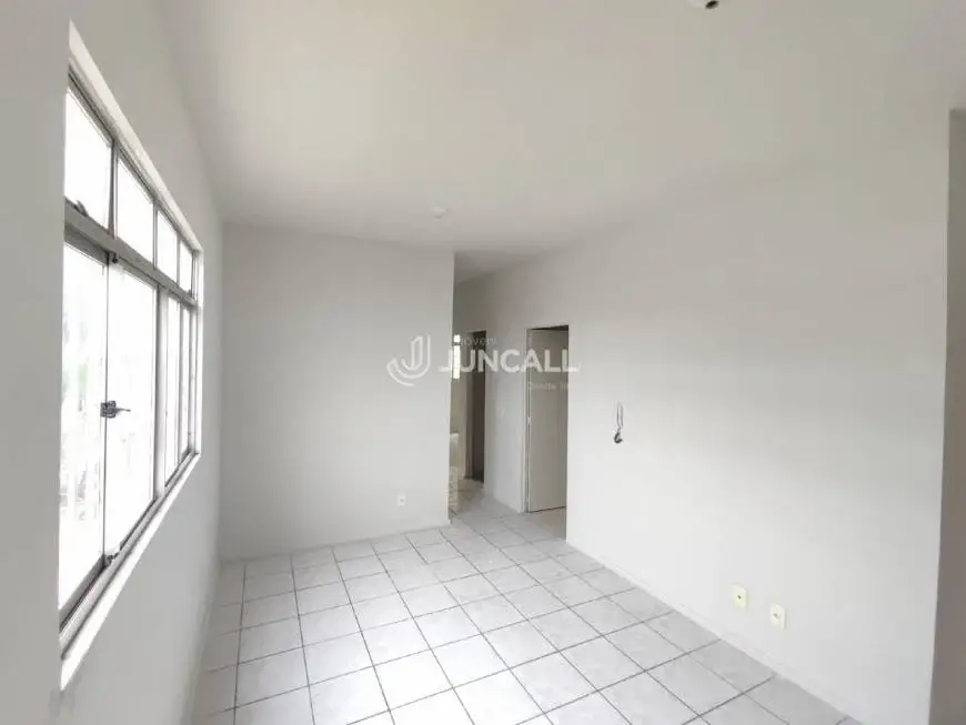 Foto 1 de Apartamento com 3 Quartos para alugar, 70m² em Heliópolis, Belo Horizonte