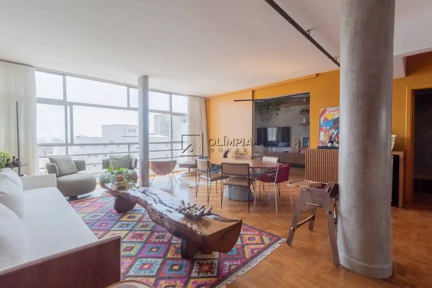 Foto 2 de Apartamento com 3 Quartos para alugar, 140m² em Higienópolis, São Paulo