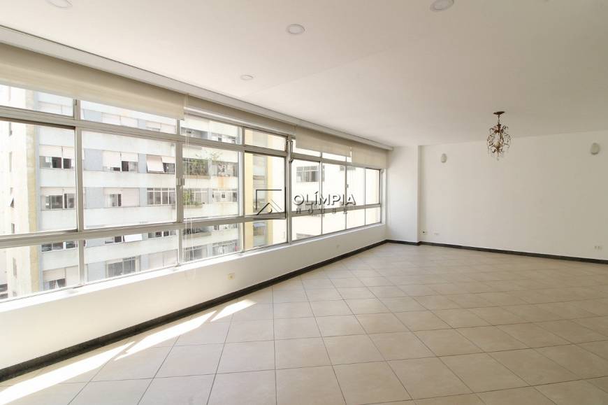 Foto 4 de Apartamento com 3 Quartos à venda, 143m² em Higienópolis, São Paulo