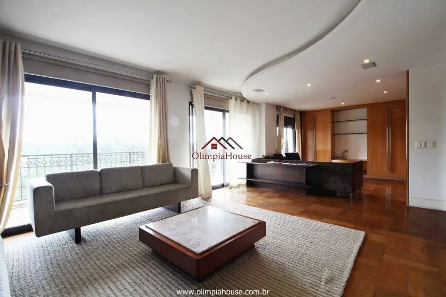 Foto 2 de Apartamento com 3 Quartos para alugar, 220m² em Higienópolis, São Paulo