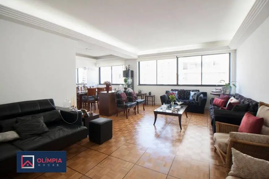 Foto 1 de Apartamento com 3 Quartos para alugar, 250m² em Higienópolis, São Paulo