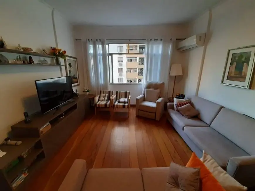 Foto 1 de Apartamento com 3 Quartos à venda, 140m² em Icaraí, Niterói