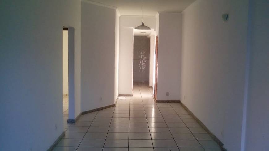 Foto 3 de Apartamento com 3 Quartos à venda, 95m² em Imbetiba, Macaé