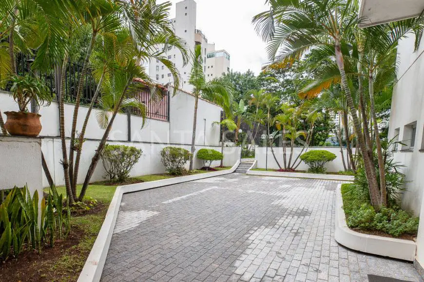 Foto 5 de Apartamento com 3 Quartos à venda, 260m² em Indianópolis, São Paulo