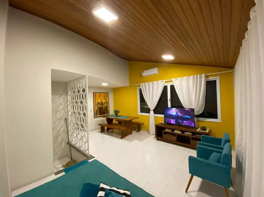 Foto 1 de Apartamento com 3 Quartos à venda, 153m² em Ingleses do Rio Vermelho, Florianópolis