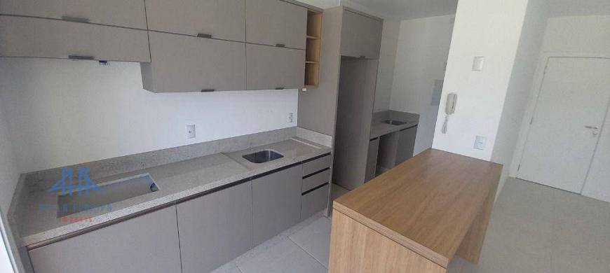 Foto 1 de Apartamento com 3 Quartos para alugar, 92m² em Itacorubi, Florianópolis