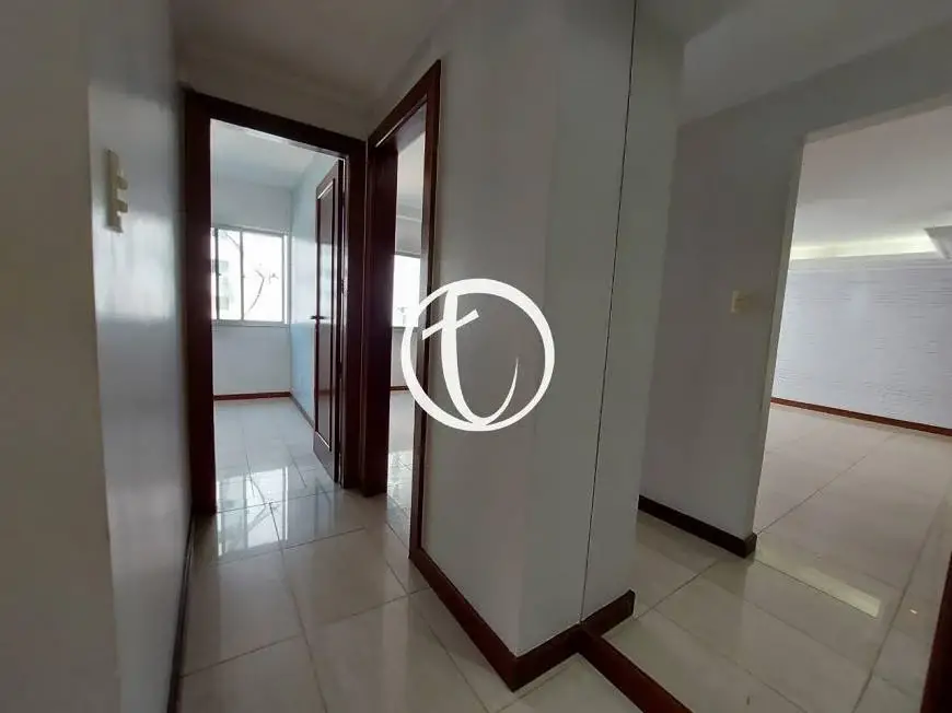 Foto 5 de Apartamento com 3 Quartos para alugar, 106m² em Itaigara, Salvador