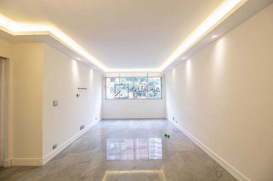 Foto 3 de Apartamento com 3 Quartos para alugar, 118m² em Itaim Bibi, São Paulo