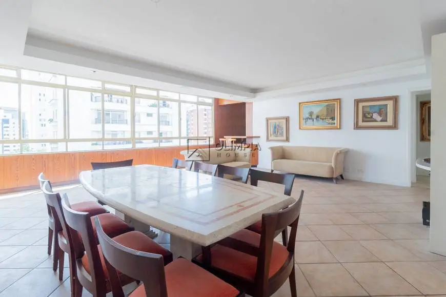 Foto 1 de Apartamento com 3 Quartos para alugar, 150m² em Itaim Bibi, São Paulo