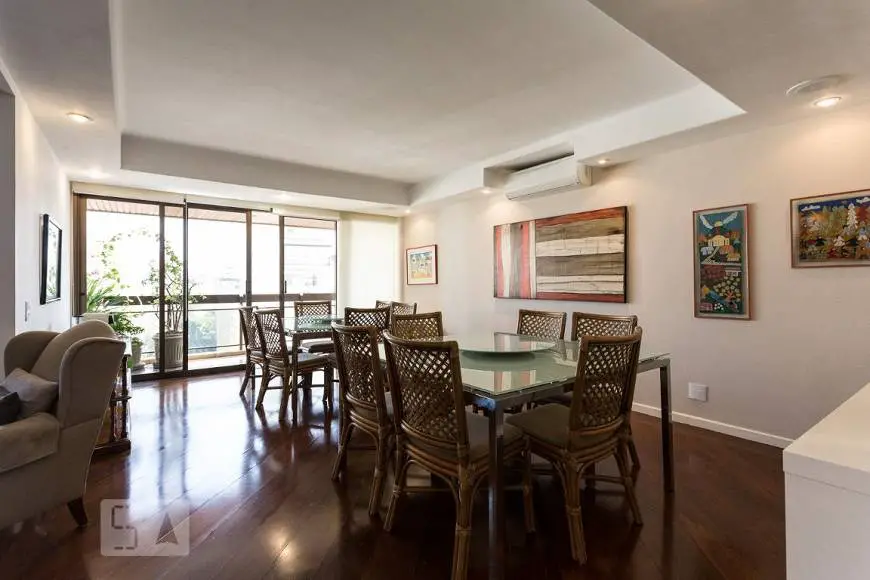 Foto 1 de Apartamento com 3 Quartos para alugar, 210m² em Itaim Bibi, São Paulo