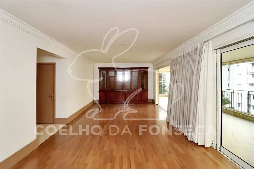 Foto 1 de Apartamento com 3 Quartos para alugar, 223m² em Itaim Bibi, São Paulo