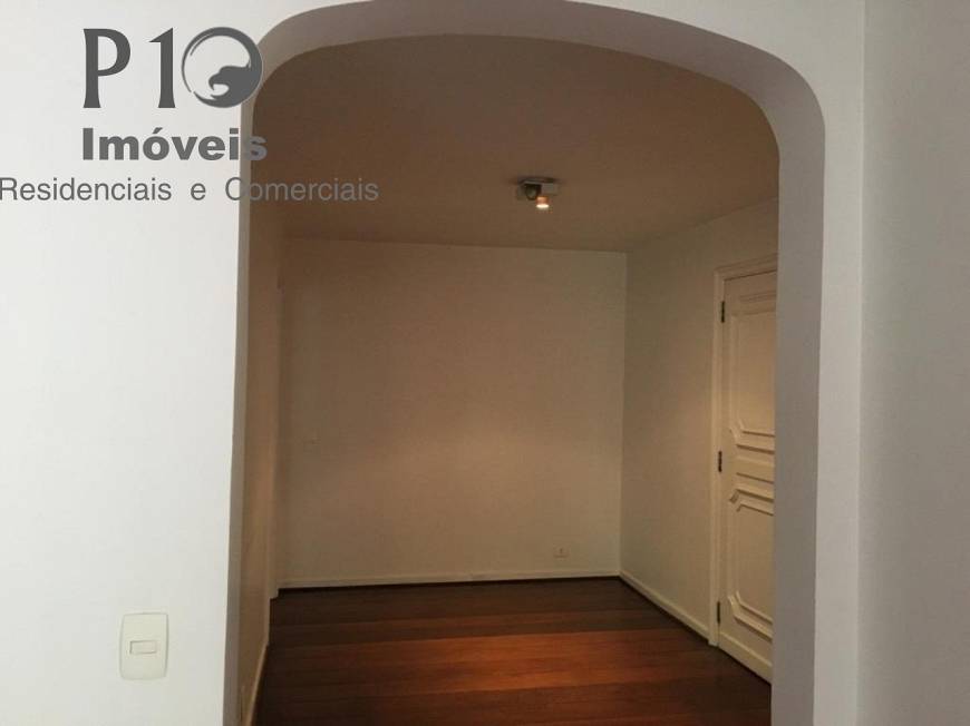 Foto 3 de Apartamento com 3 Quartos à venda, 280m² em Itaim Bibi, São Paulo