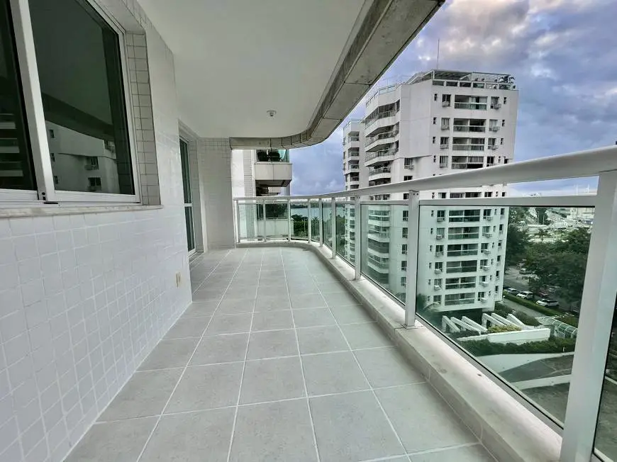Foto 1 de Apartamento com 3 Quartos à venda, 118m² em Jacarepaguá, Rio de Janeiro