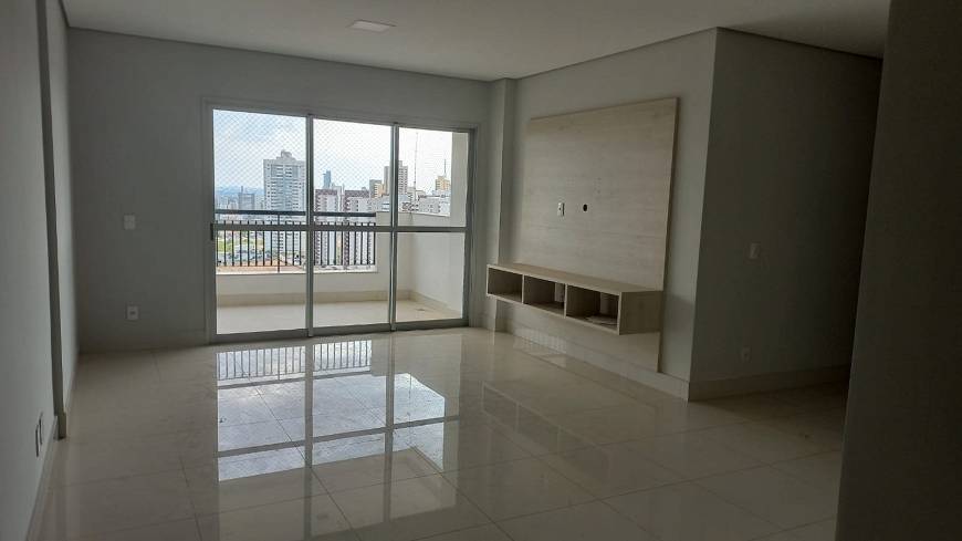 Foto 1 de Apartamento com 3 Quartos à venda, 140m² em Jardim Aclimação, Cuiabá