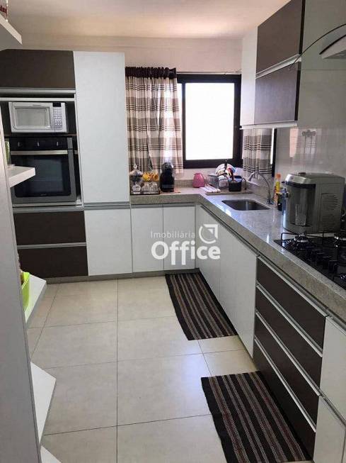 Foto 2 de Apartamento com 3 Quartos à venda, 114m² em Jardim Alexandrina, Anápolis