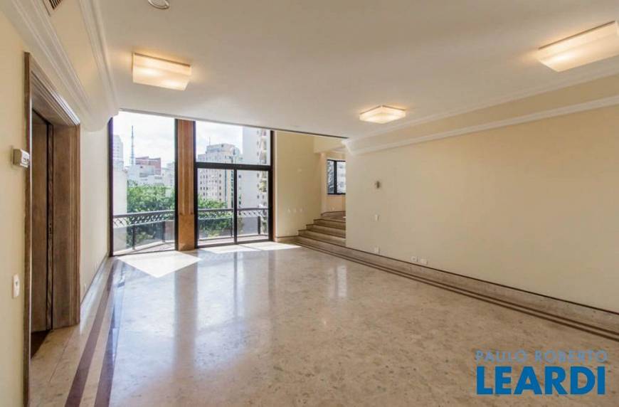 Foto 5 de Apartamento com 3 Quartos para alugar, 258m² em Jardim América, São Paulo
