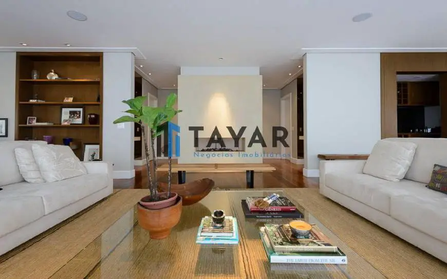 Foto 2 de Apartamento com 3 Quartos à venda, 370m² em Jardim América, São Paulo