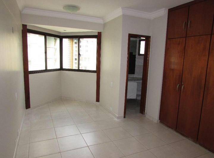 Foto 1 de Apartamento com 3 Quartos à venda, 152m² em Jardim Apipema, Salvador