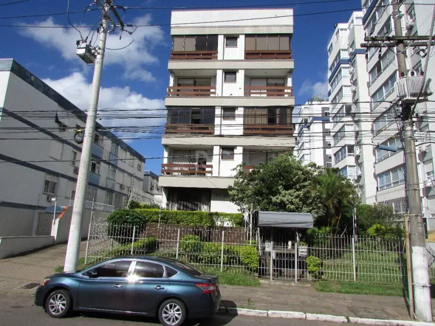 Foto 1 de Apartamento com 3 Quartos à venda, 130m² em Jardim do Salso, Porto Alegre