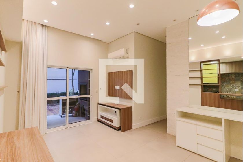Foto 1 de Apartamento com 3 Quartos para alugar, 220m² em Jardim Ester Yolanda, São Paulo