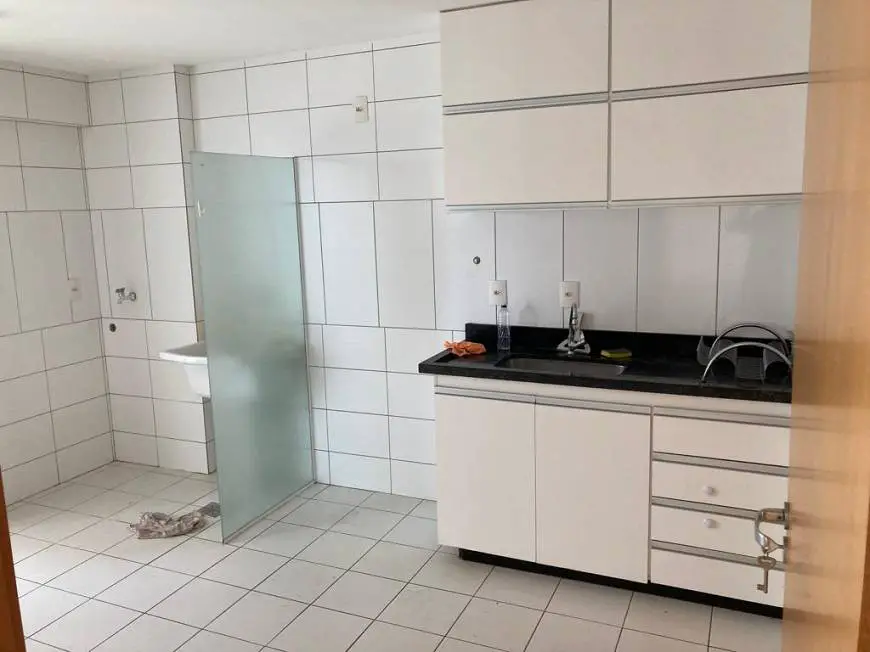 Foto 4 de Apartamento com 3 Quartos para alugar, 108m² em Jardim Goiás, Goiânia