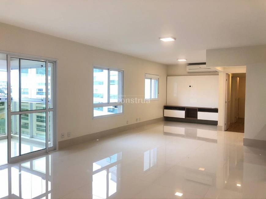 Foto 1 de Apartamento com 3 Quartos para alugar, 153m² em Jardim Madalena, Campinas