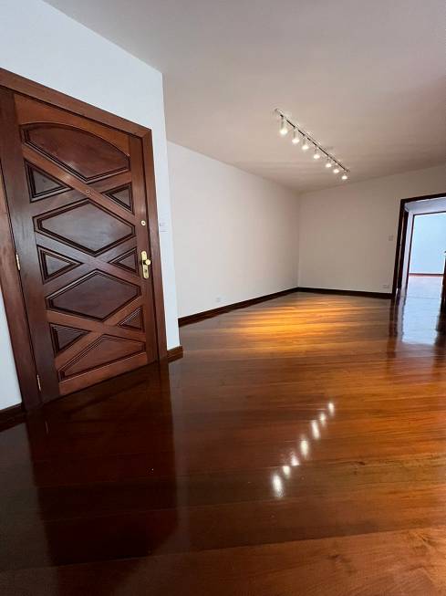 Foto 1 de Apartamento com 3 Quartos para alugar, 126m² em Jardim Paulista, São Paulo