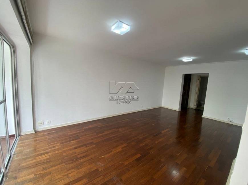 Foto 3 de Apartamento com 3 Quartos para alugar, 150m² em Jardim Paulista, São Paulo