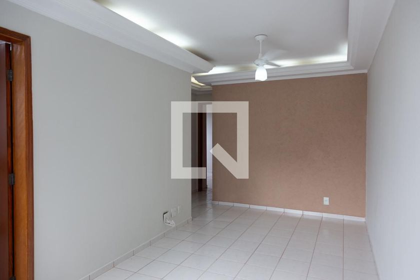Foto 1 de Apartamento com 3 Quartos para alugar, 65m² em Jardim Presidente Medici, Ribeirão Preto