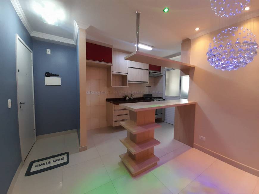 Foto 1 de Apartamento com 3 Quartos para alugar, 68m² em Jardim Tupanci, Barueri