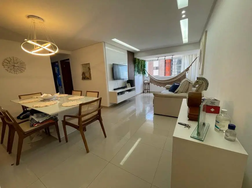 Foto 1 de Apartamento com 3 Quartos à venda, 105m² em Jatiúca, Maceió