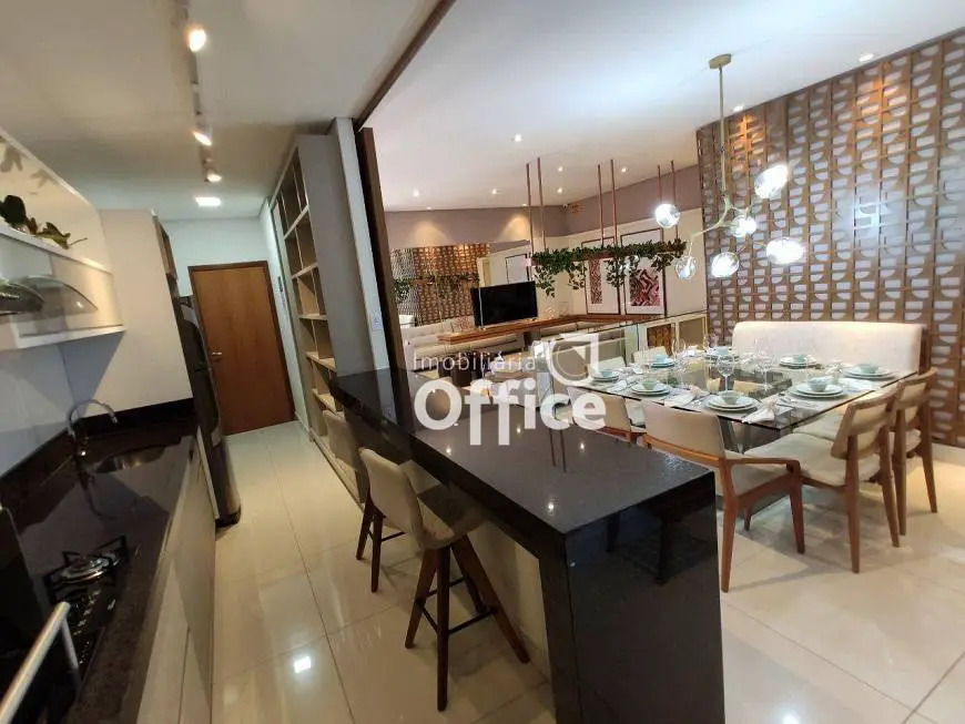 Foto 2 de Apartamento com 3 Quartos à venda, 97m² em Jundiai, Anápolis