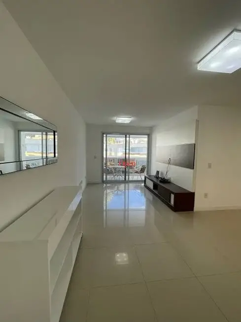 Foto 1 de Apartamento com 3 Quartos para alugar, 96m² em Jurerê, Florianópolis