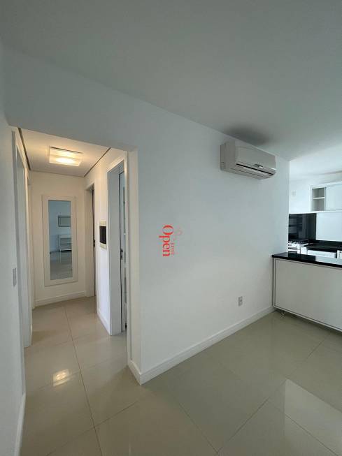Foto 5 de Apartamento com 3 Quartos para alugar, 96m² em Jurerê, Florianópolis