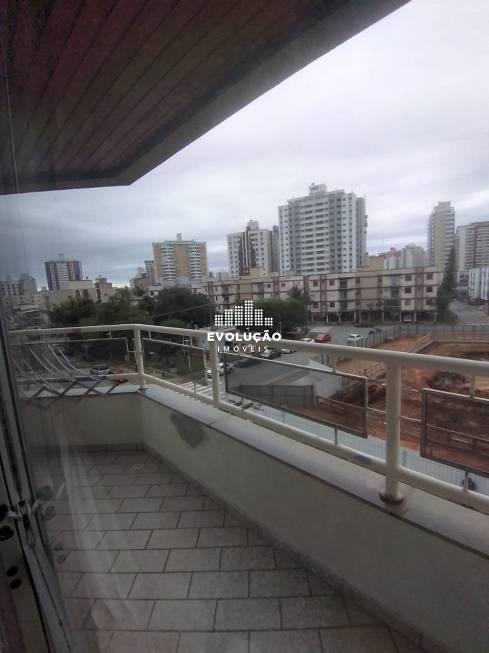 Foto 5 de Apartamento com 3 Quartos à venda, 109m² em Kobrasol, São José