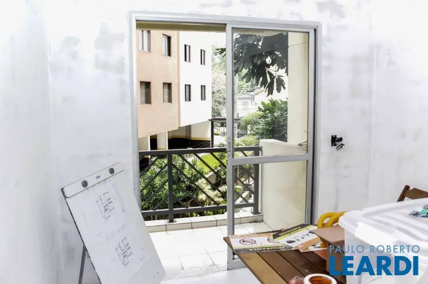 Foto 3 de Apartamento com 3 Quartos à venda, 75m² em Lapa, São Paulo